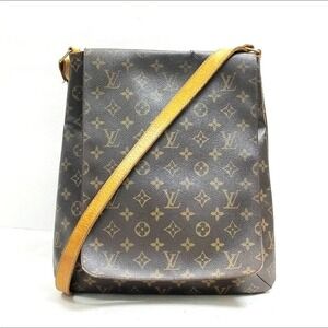 Vintage Louis Vuitton GM Musette Salsa shoulder bag Authentic